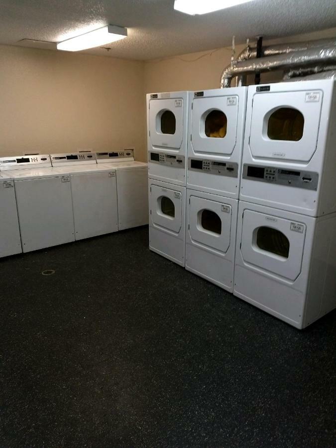 Intown Suites Extended Stay Jacksonville Fl - Beach Blvd Bagian luar foto